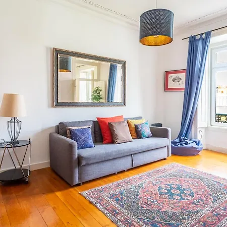 Apartment Bright 2 Bedroom 100m From Av. Liberdade Lisbon