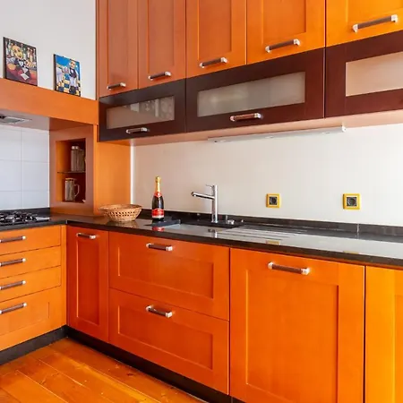 Apartment Bright 2 Bedroom 100m From Av. Liberdade *