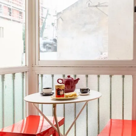 Bright 2 Bedroom 100m From Av. Liberdade Apartment *